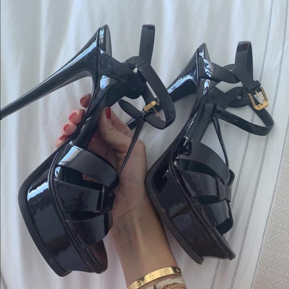 Yves Saint Laurent YSL Tribute Patent Platform